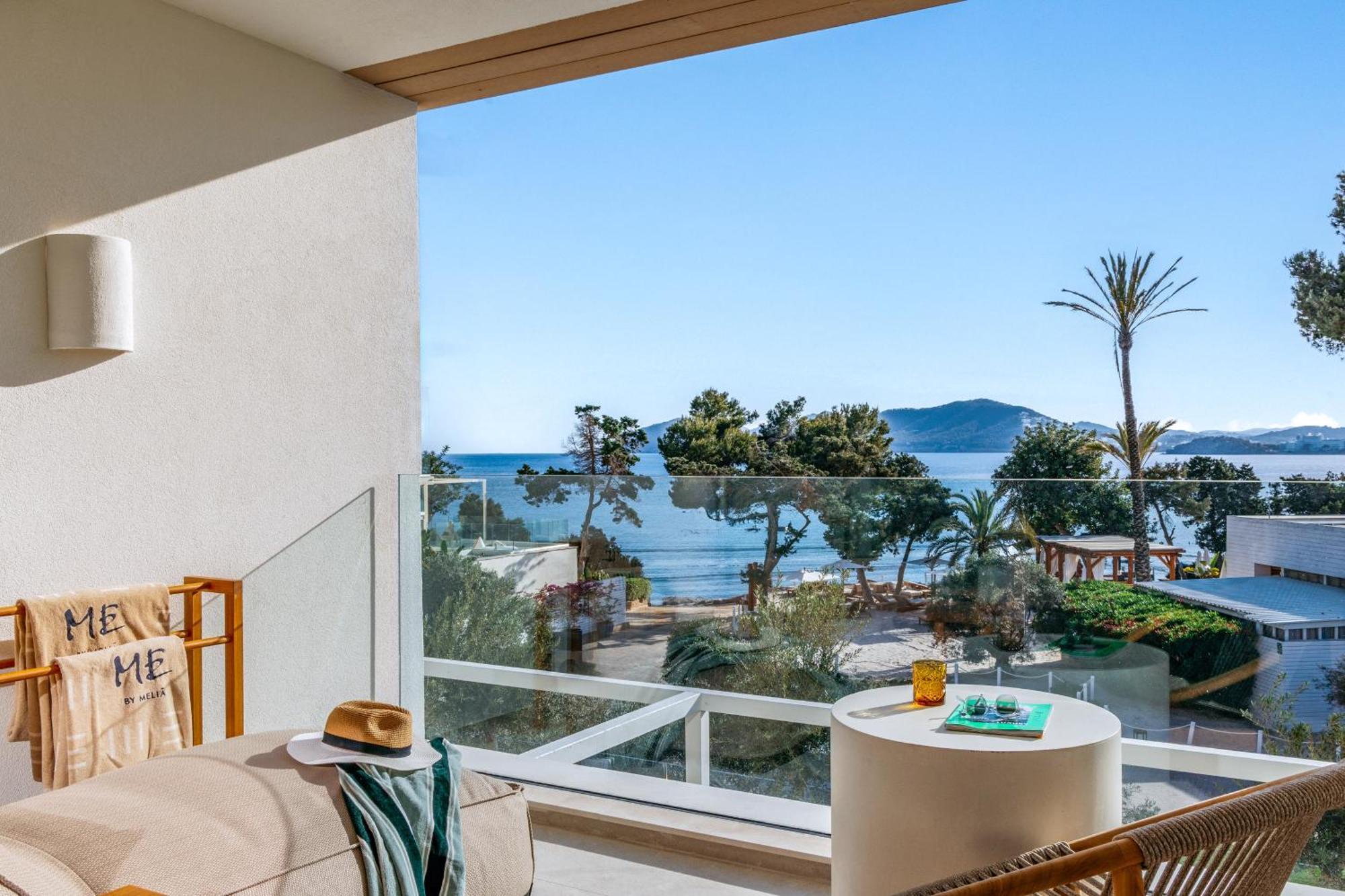 Me Ibiza - The Leading Of The World